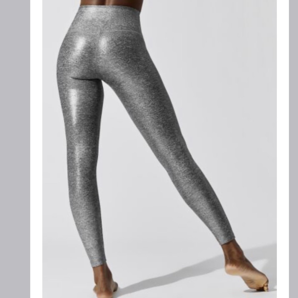 Beyond Yoga dusted high waisted midi leggings L
